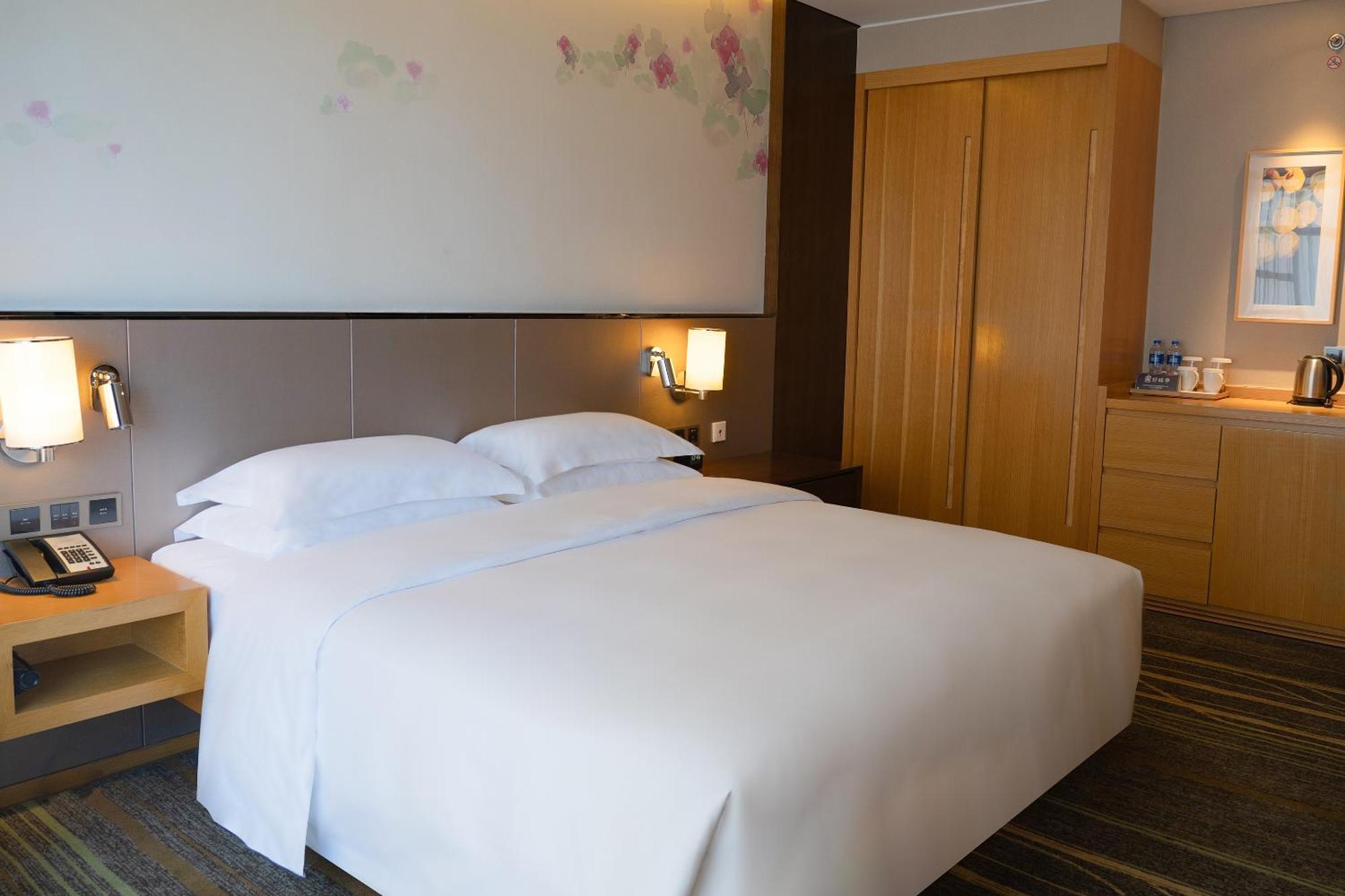 Hilton Garden Inn Lijiang Lijiang  Exteriör bild