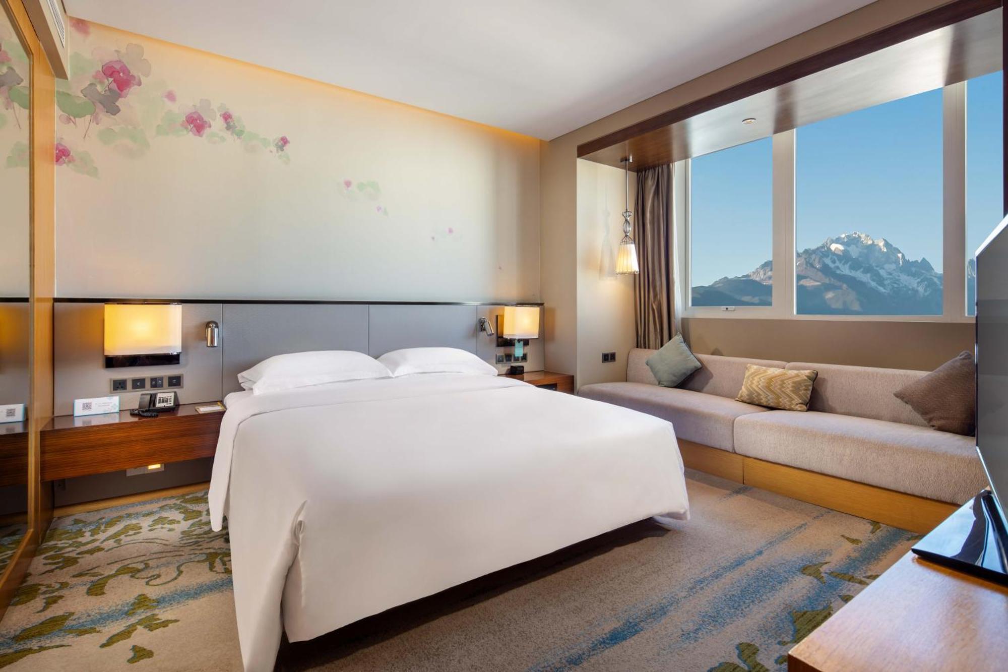 Hilton Garden Inn Lijiang Lijiang  Exteriör bild
