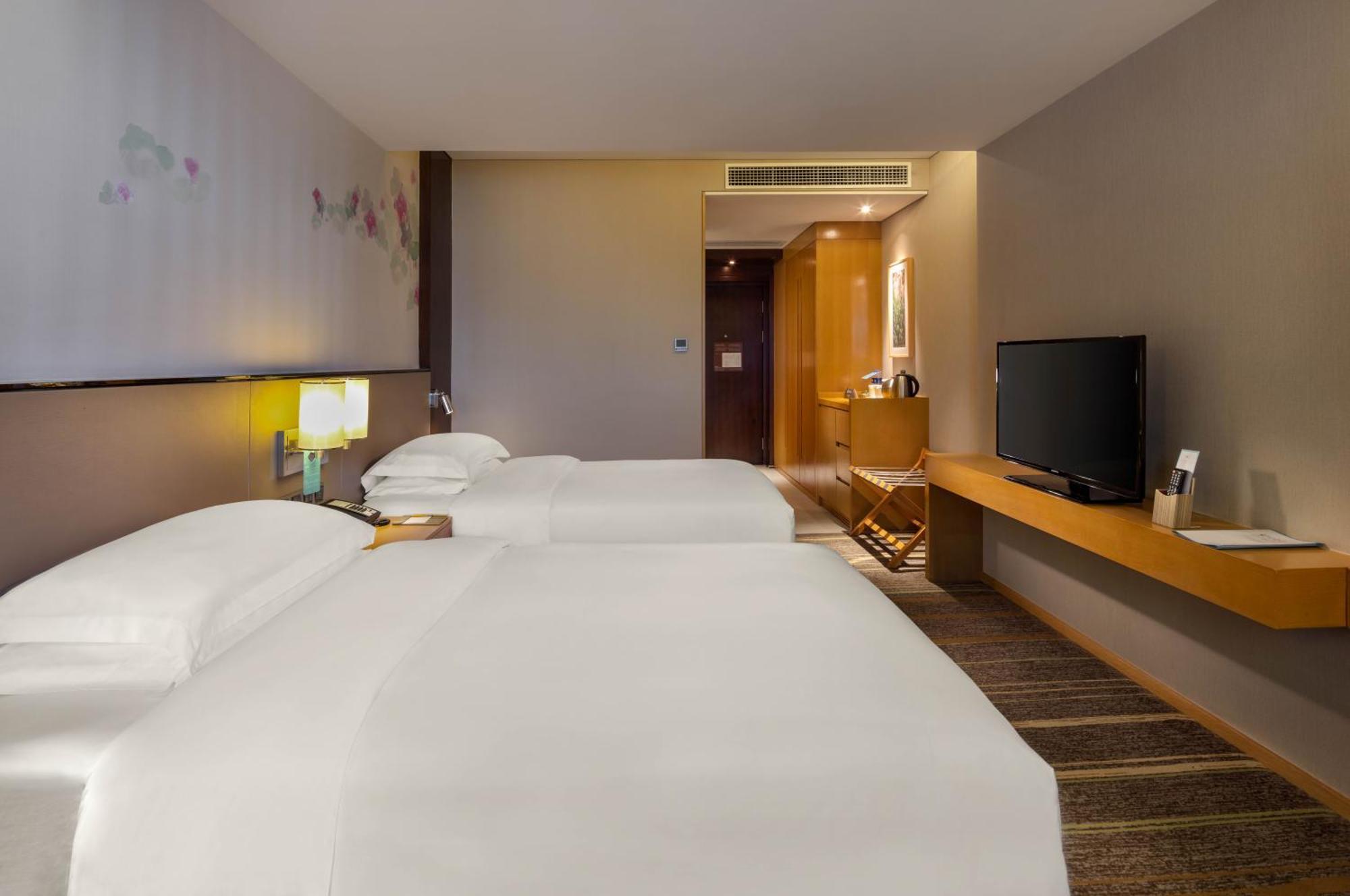 Hilton Garden Inn Lijiang Lijiang  Exteriör bild