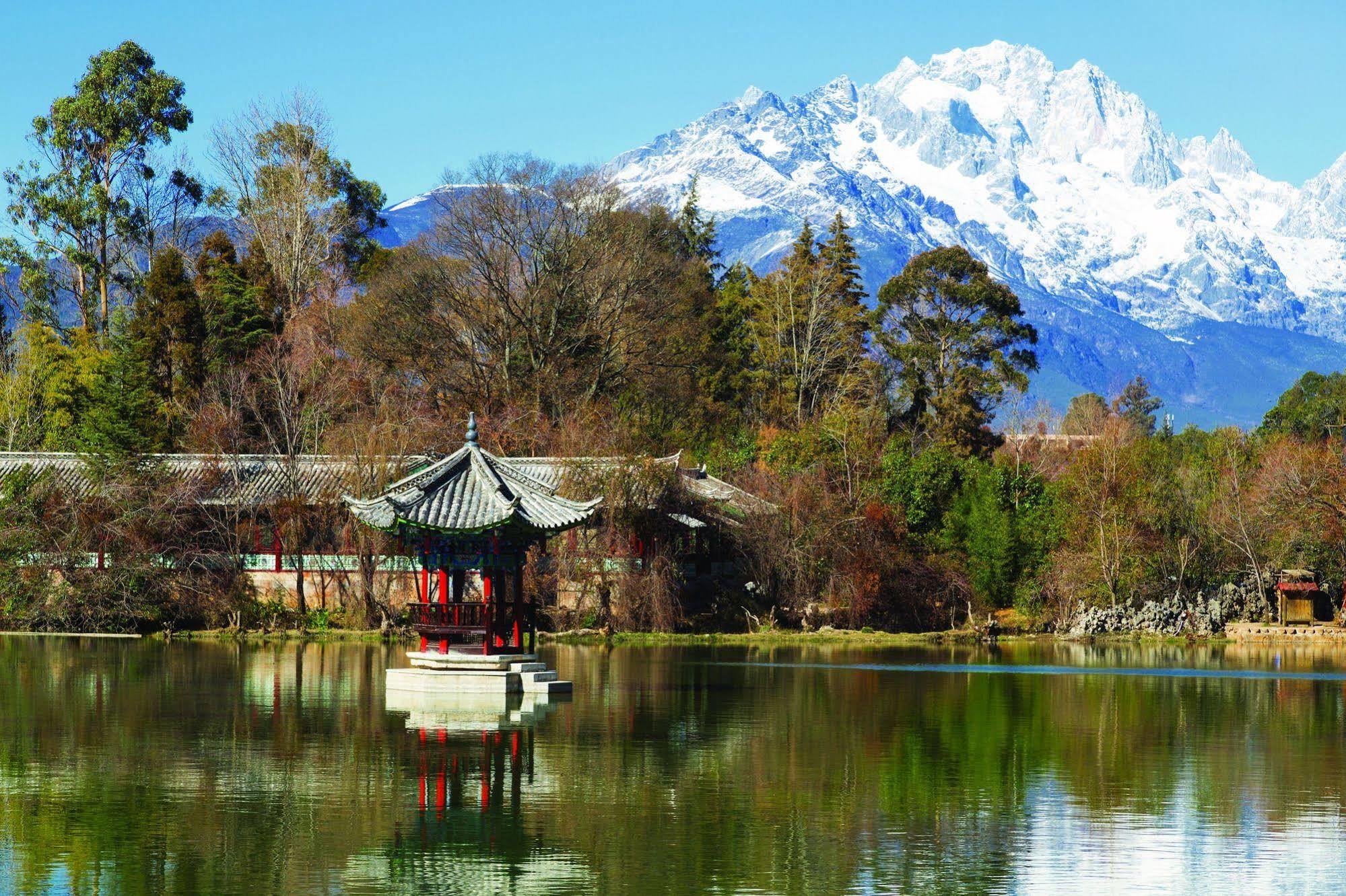 Hilton Garden Inn Lijiang Lijiang  Exteriör bild