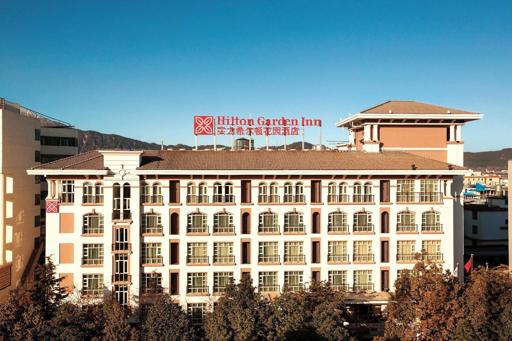 Hilton Garden Inn Lijiang Lijiang  Exteriör bild